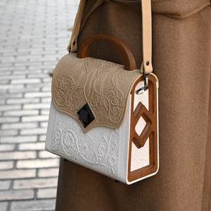 DIAMOND ivory/white