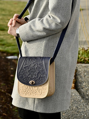 LILY blue/ivory