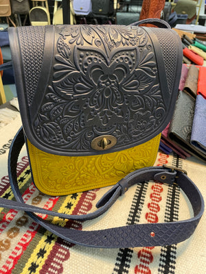 LILY blue/yellow