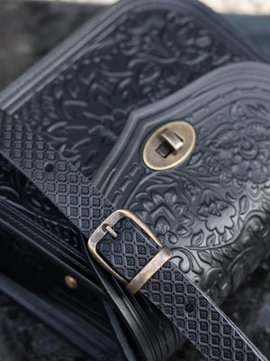 LOTUS black
