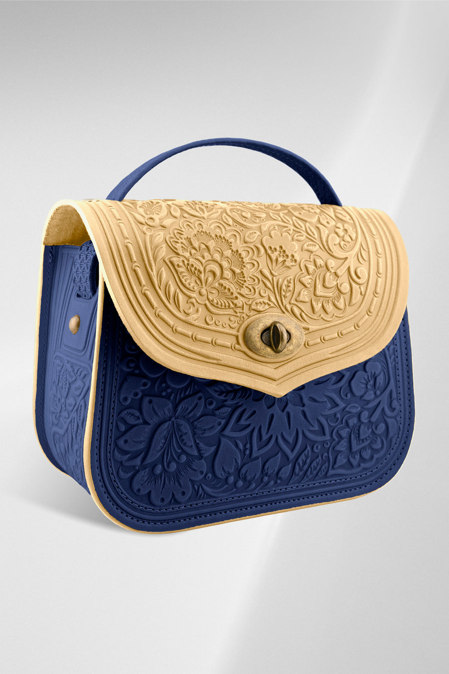LOTUS ivory/blue