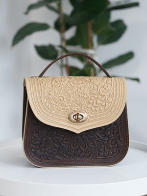LOTUS ivory/brown