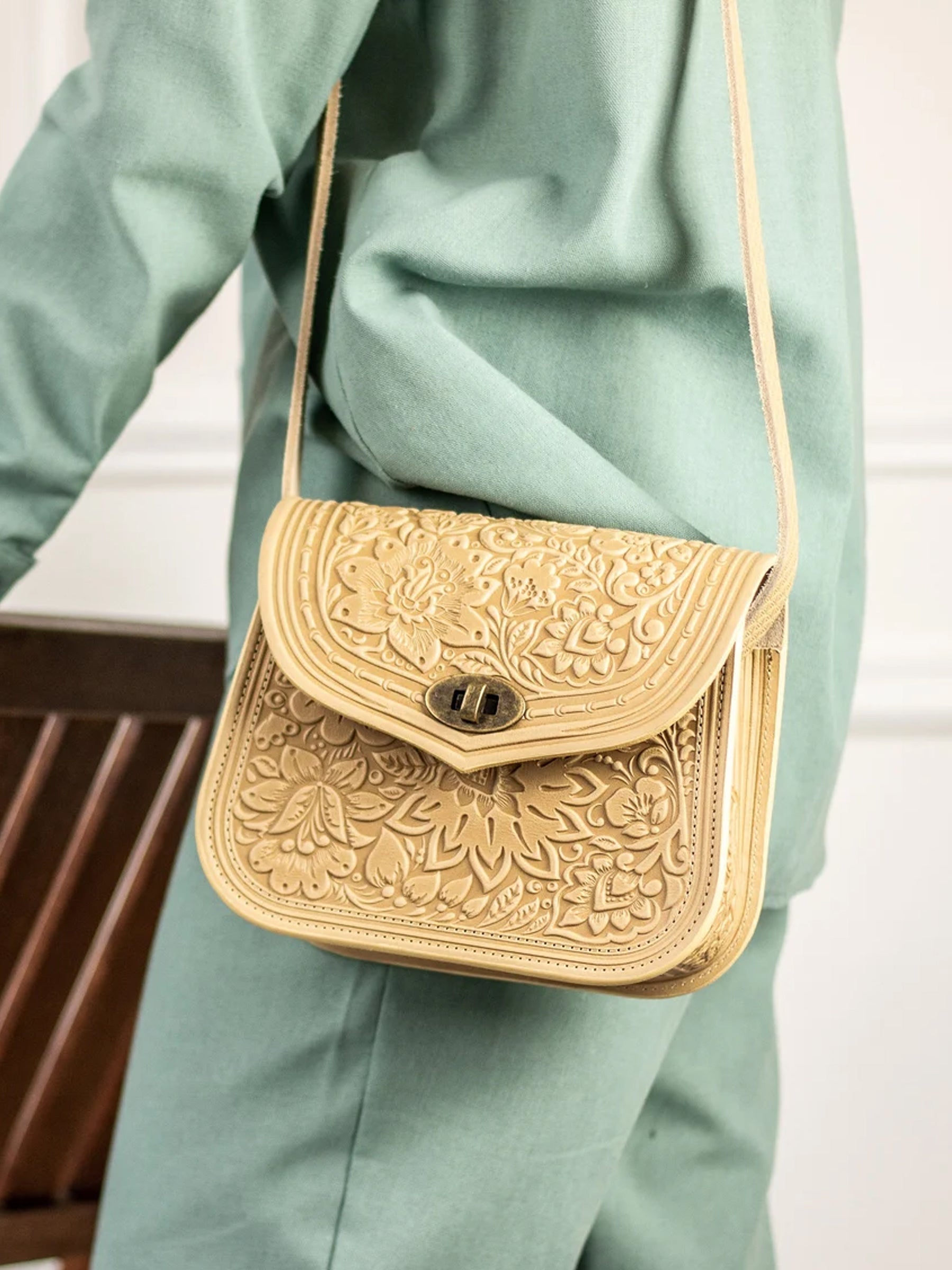 LOTUS ivory