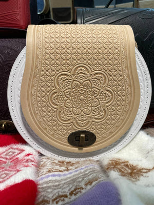 SAKURA ivory/white